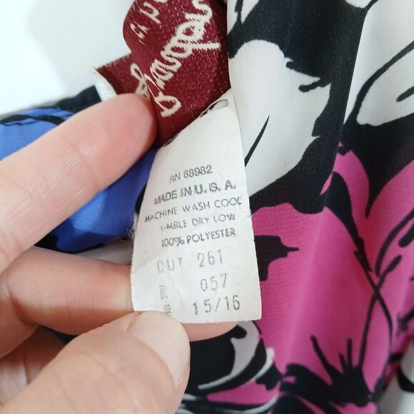 Vintage Floral Semi Sheer Dress - Picture 7 of 11